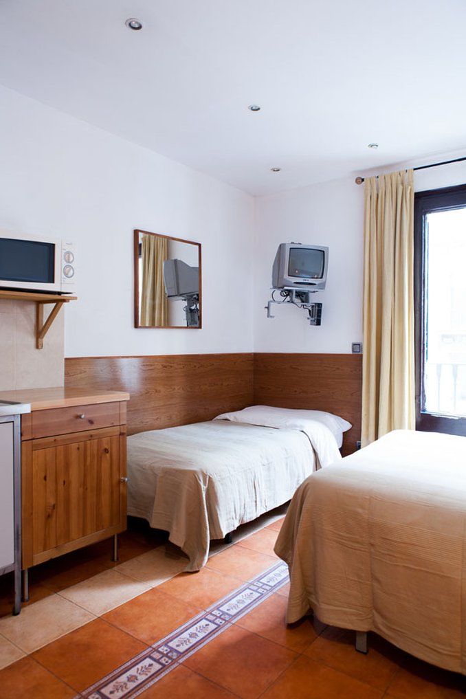 Estudios Pelayo Guest House Barcelona Ngoại thất bức ảnh